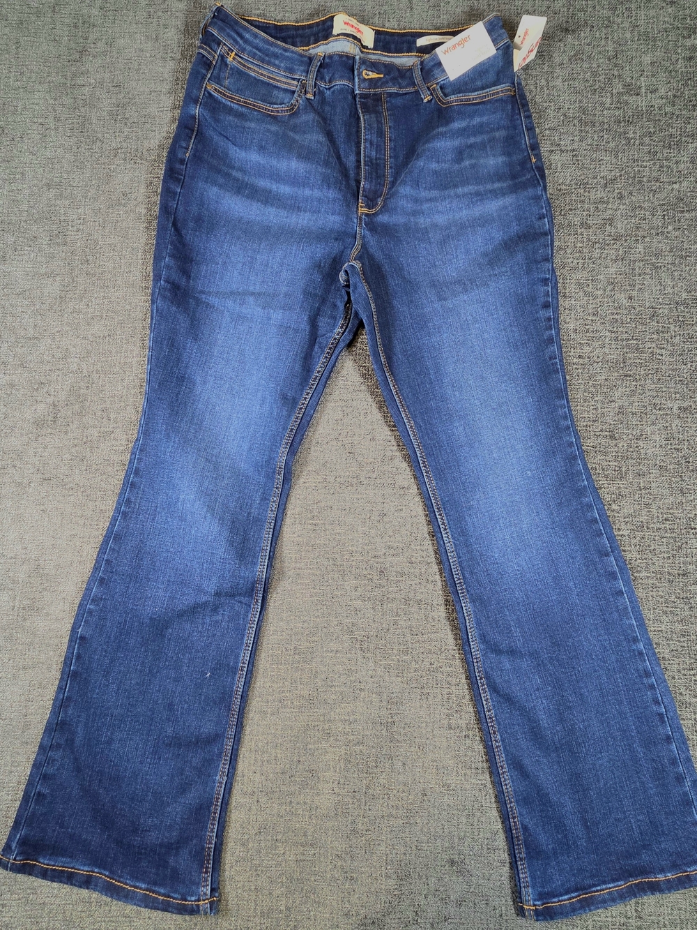 Wrangler NWT Womens 12x30 High Rise Bold Boot Cut Jeans Dark Wash Stretch Denim